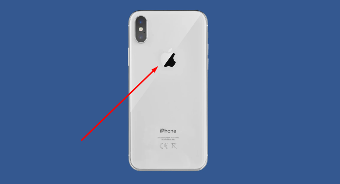 Maak een screenshot door op het Apple-logo op de achterkant van de iPhone te tikken