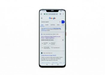 Google schakelt continu scrollen in mobiele zoekresultaten in