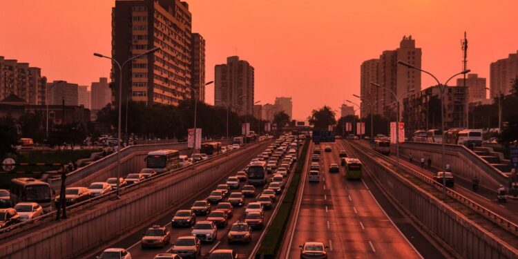 Shenzhen'de Sürücüsüz Arabalar Yasaklandı