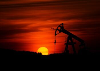 Banen betalen bij de productie van oliegas
