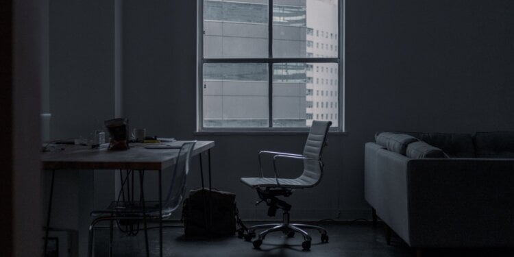 أفضل كرسي مكتب أبيض مريح