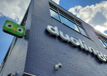 Duolingo entlässt Arbeiter und verlagert die Arbeit auf KI-Automatisierung