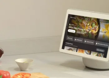 Echo Show 21 Vs Echo Show 10 Which Smart Display.jpg