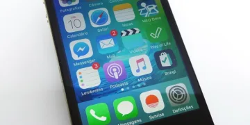 Is It Worth Fixing a Cell Phone Screen?