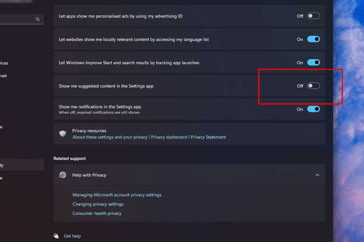 Screenshot to disable suggested content in Windows Settings