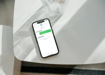Every Carrier That Lets Your iPhone Send RCS To Android