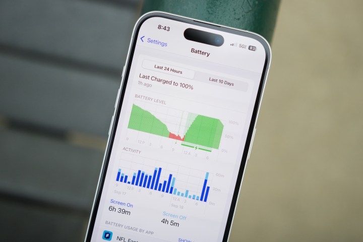 Battery settings on the iPhone 16.
