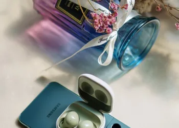 Is Samsung S22 Ultra worth buying?