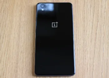 OnePlus May Bring Back Mini Flagship in 2025