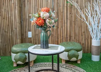 artificial flowers 6577525 960 720.jpg