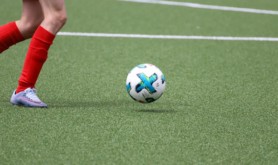 ball 3492998 960 720.jpg