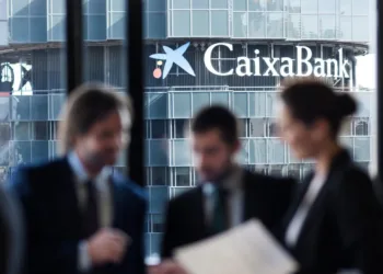 CaixaBank Aims to Boost €100 Billion for Sustainability by 2027