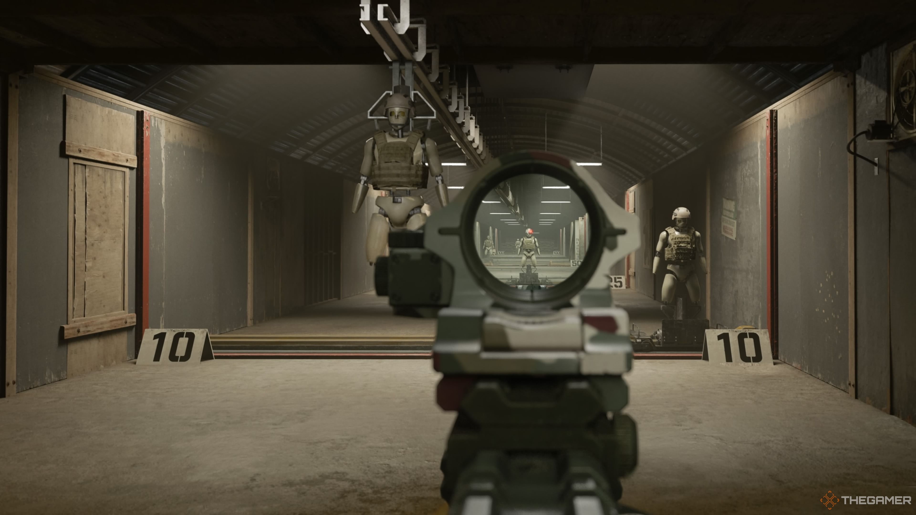 A player practices aiming in the Training Range, with targets and distance markings visible.