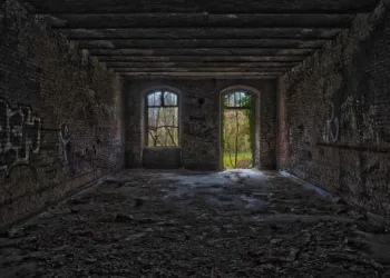 Does Asus eGPU Require Separate Monitor?