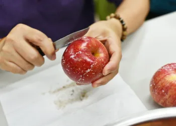 How To Remove Bloatware From Asus VivoBook?