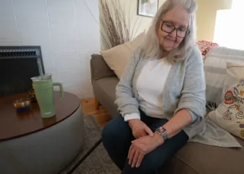 Most Smartwatch Users Are Making A Critical Mistake