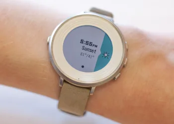 Pebble, The Original Smartwatch, Is Making A Comeback