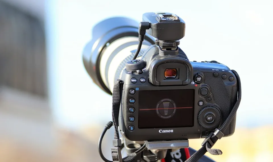 canon camera 4074031 960 720.jpg