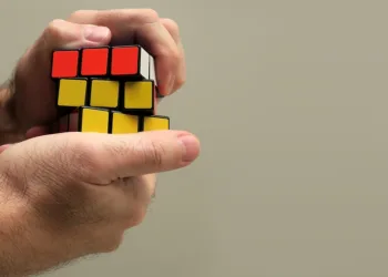 hand 2208491 960 720.jpg