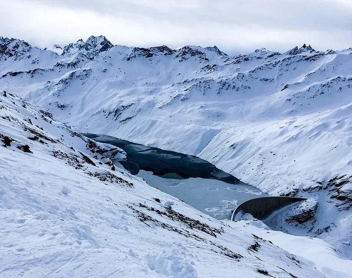 mountain 3961158 960 720.jpg