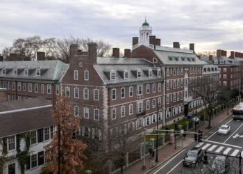 Harvard to Offer Free Tuition for Families Earning Below $200K