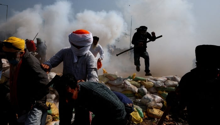 India Holds Hundreds of Farmers Amid Police Crackdown on Protests
