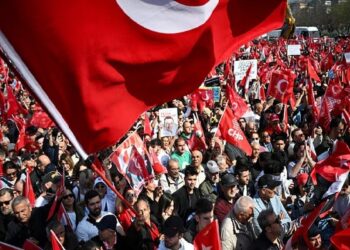 Istanbul Sees Massive Protests Against Mayor's Imprisonment