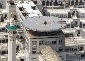 Makkah Air Ambulance Trials New Helipad at Grand Mosque