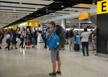 Massive Blaze Shuts Heathrow Airport, Disrupting Global Flights