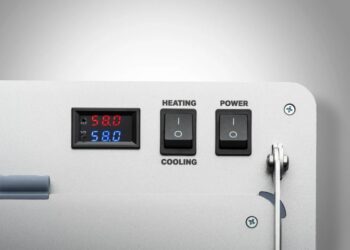 Pro-Ject Vinyl Flattener Resembles Waffle Iron For Repairs