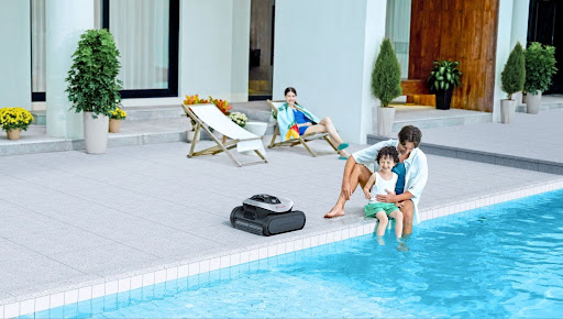 Spring Just Got Smarter Dreame Z1 Pro Makes Pool Cleaning.jpg