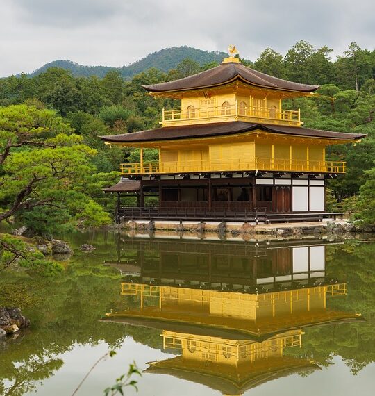golden pavilion 9469712 960 720.jpg