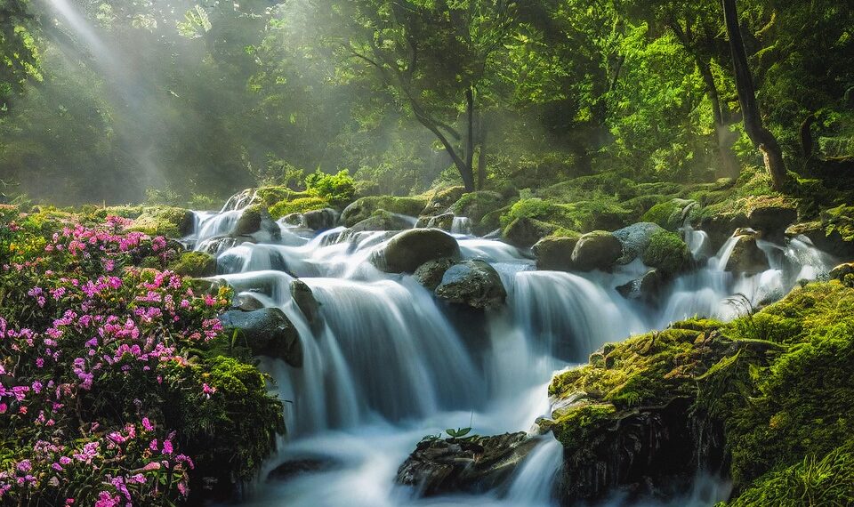 waterfall 7555136 960 720.jpg