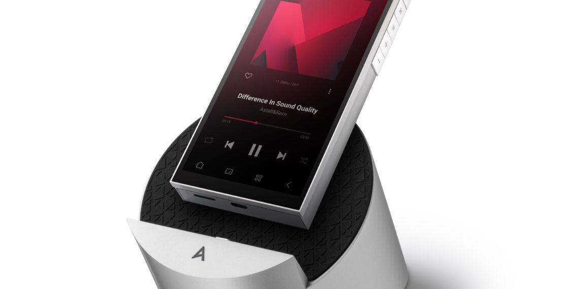 Astell&Kern Launches New Portable Audiophile With Dock