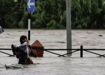 Devastating Floods in India and Nepal Claim Nearly 100 Lives