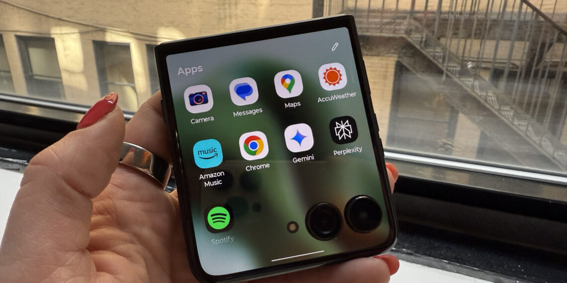 New Moto Razr Features Perplexity And CoPilot In Moto AI