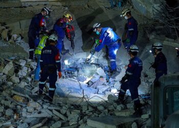 UN Alerts: Time Running Out to Rescue Myanmar Quake Survivors