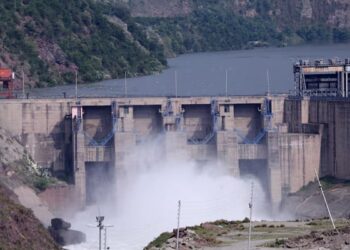 India Considers Reducing Pakistan's Water Supply via Indus Project