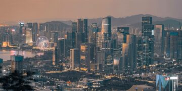 Many Stolen iPhones in US and Europe End Up in One China Building