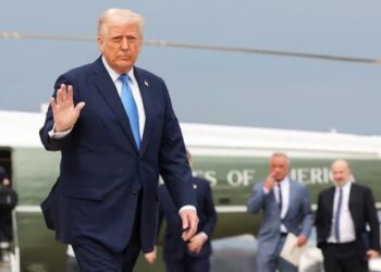 Trump Visits Gulf Seeking Deals During Diplomatic Push