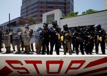 California Governor Slams Trump’s ‘Illegal’ National Guard Move in LA