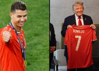 Cristiano Ronaldo Presents Trump With Signed Jersey and Message