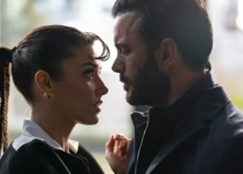 Hande Erçel and Barış Arduç Stir Controversy With Bold Scenes in Aşkı Hatırla
