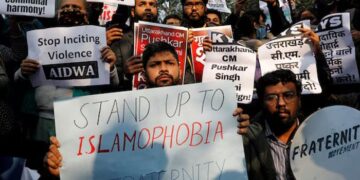 India Detains Numerous for Alleged Support of Pakistan