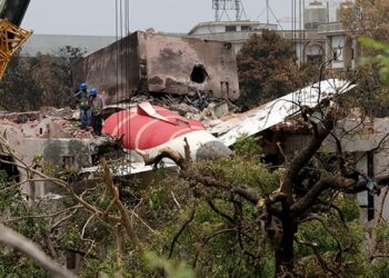 India Plane Crash Casualties Reach 279, Says Police Source