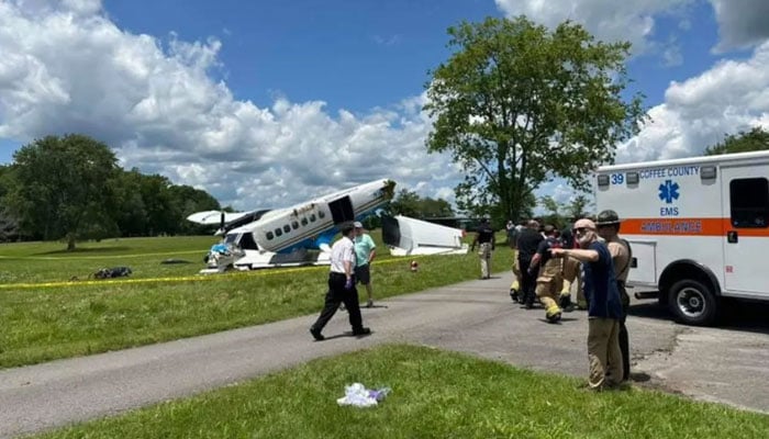 Tennessee Skydiving Plane with 20 Passengers Goes Down