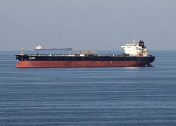 UAE Rescues 24 from Oil Tanker Collision near Hormuz Strait