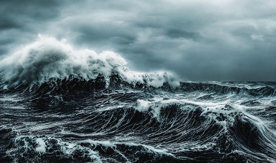 waves 7611656 960 720.jpg