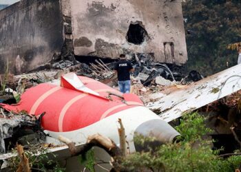 Air India CEO: Ahmedabad Crash Probe Unveils New Questions