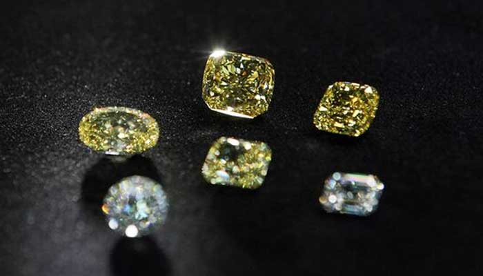 Dubai police seize diamond-filled bag worth $300,000